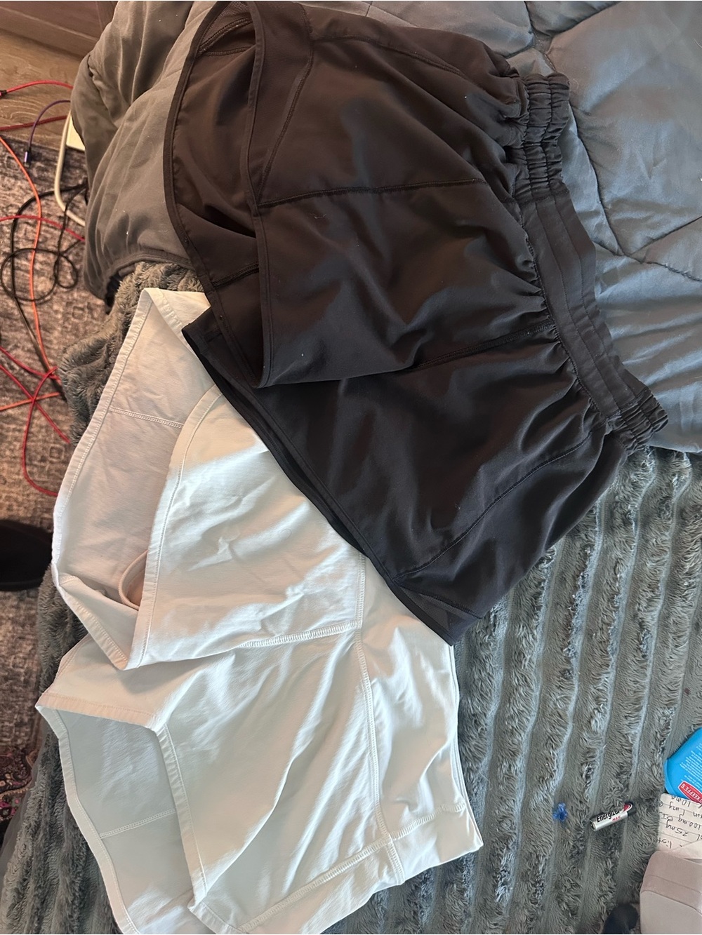 Lululemon size 6 shorts 2 pair Black and White Athletic Shorts Set - Picture 1 of 3